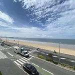 Appartement 2 Pieces Avec Parking A La Baule - Fr-1-245-191